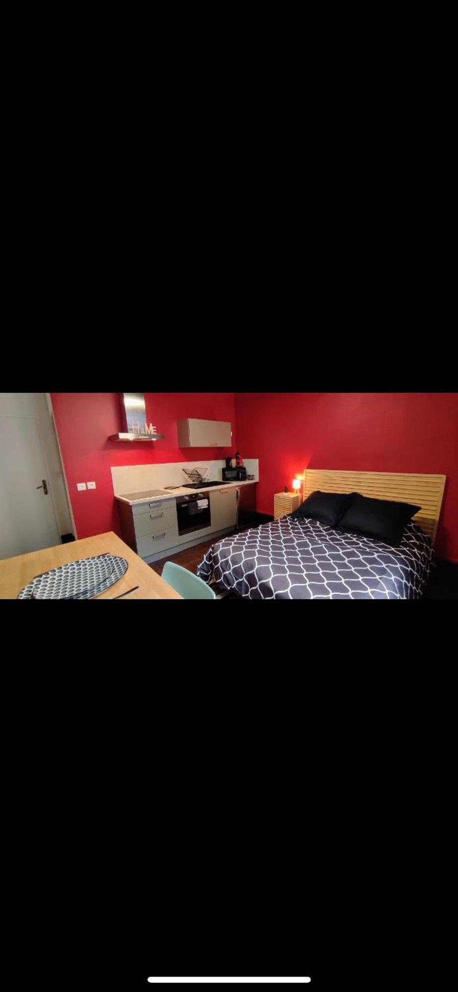 101 Studio En Plein Coeur Historique De Bourges Ngoại thất bức ảnh
